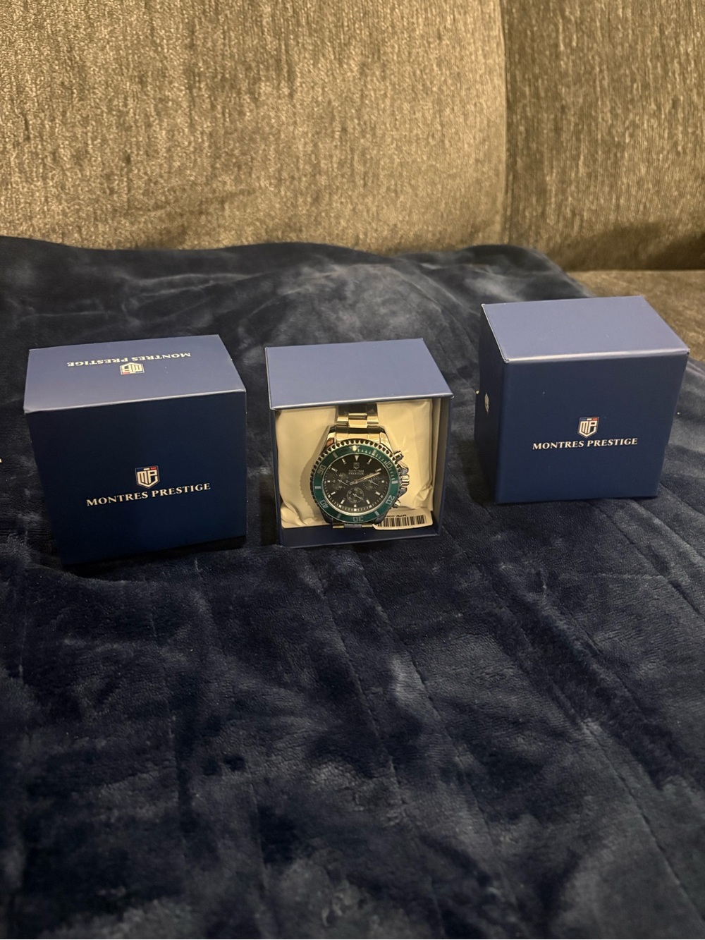 Montres Prestige Men's Stainless Steel Watch with Green Dial